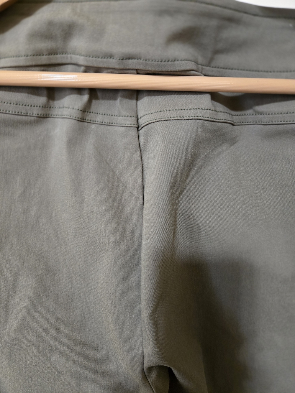 Soho Olive Cropped Pull-On Pants - Picture 3 of 6